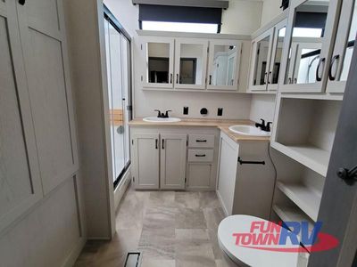 2026 Coachmen RV Brookstone - Photo 17