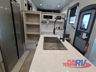 2026 Coachmen RV Brookstone - Photo 10