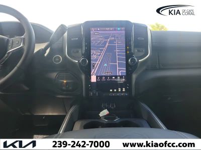 2025 Ram 2500 — photo 17 view