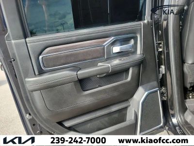 2025 Ram 2500 — photo 10 view