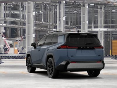 2026 Toyota RAV4 — photo 7 view