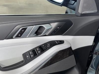2024 BMW X5 — photo 18 view