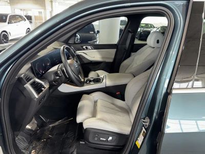 2024 BMW X5 — photo 19 view