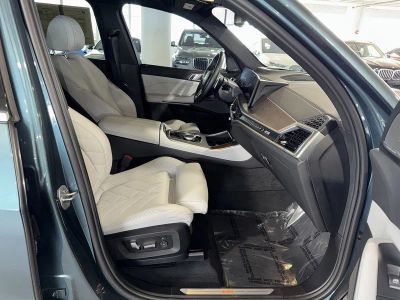 2024 BMW X5 — photo 10 view