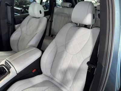 2024 BMW X5 — photo 33 view