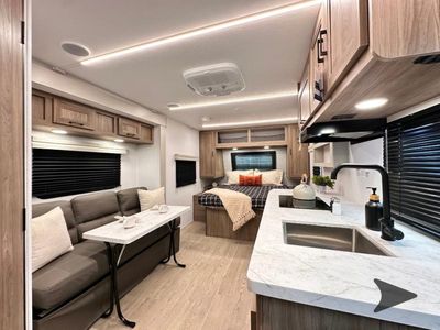 2026 Coachmen RV Freedom Express Select - Photo 12
