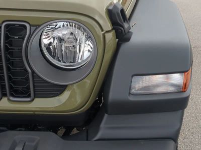 2026 Jeep Wrangler — photo 10 view