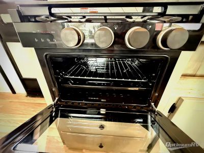 2026 Sunset Park RV Sun Lite — photo 13 view