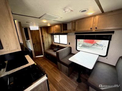 2026 Sunset Park RV Sun Lite — interior view