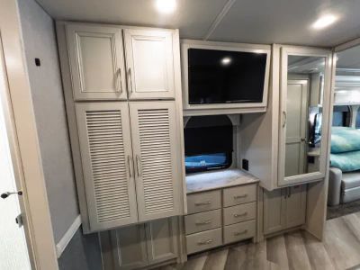 2023 Fleetwood BOUNDER — photo 15 view
