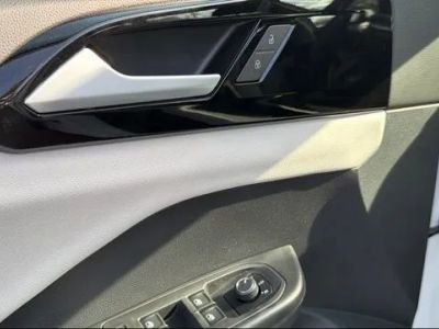 2026 Volkswagen Taos — photo 10 view
