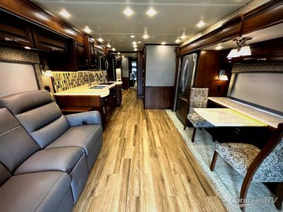 2017 Entegra Coach Insignia - Photo 3