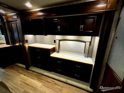 2017 Entegra Coach Insignia - Photo 19