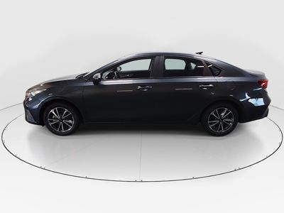 2023 Kia Forte - Photo 4