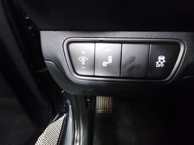 2023 Kia Forte - Photo 13