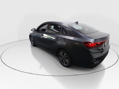 2023 Kia Forte - Photo 5