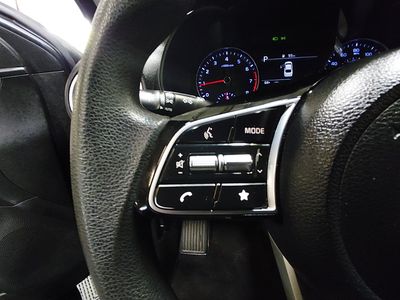 2023 Kia Forte - Photo 12