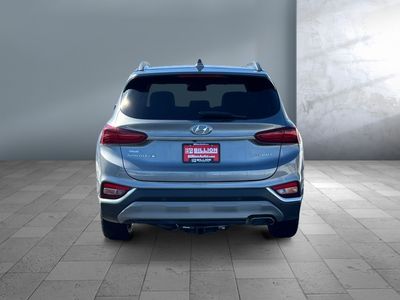 2019 Hyundai Santa Fe — detail view
