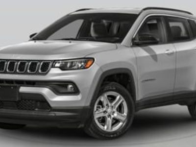 2024 Jeep Compass Latitude in Diamond Black Crystal Pearlcoat — front three-quarter view