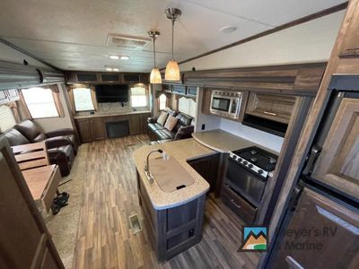2016 Keystone RV Cougar - Photo 5