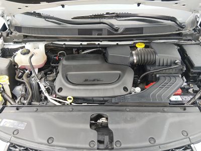 2023 Chrysler Pacifica — photo 9 view