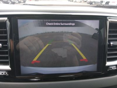2023 Chrysler Pacifica — photo 16 view