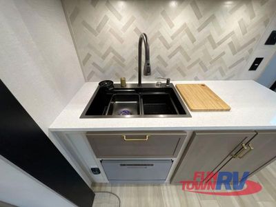 2026 Forest River RV Wildwood Heritage Glen - Photo 17