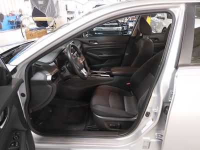 2024 Nissan Altima — photo 17 view