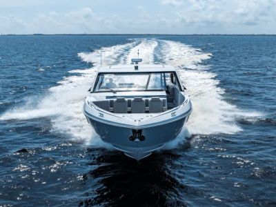 2025 Cruisers Yachts 50 GLS - Photo 4