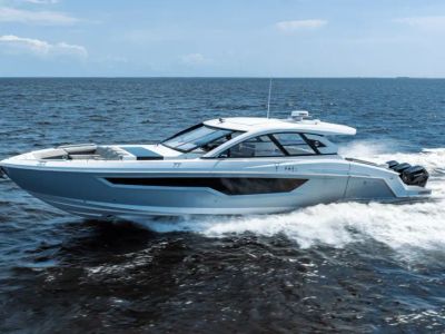 2025 Cruisers Yachts 50 GLS - Photo 3