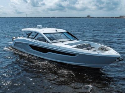 2025 Cruisers Yachts 50 GLS - Photo 6