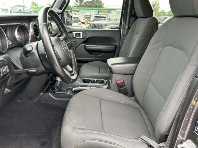 2020 Jeep Wrangler - Photo 14