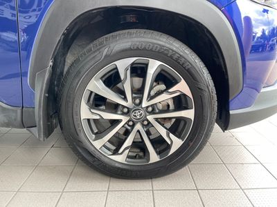2023 Toyota Corolla Cross — photo 12 view