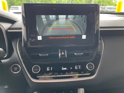 2023 Toyota Corolla Cross — photo 8 view