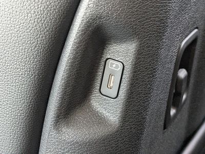 2026 Kia Sportage — photo 18 view