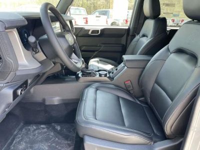 2026 Ford Bronco — photo 12 view