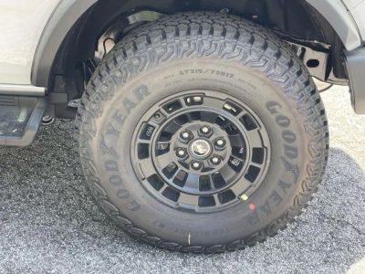 2026 Ford Bronco — photo 8 view