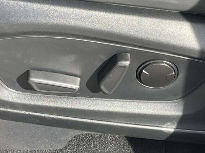2026 Ford Explorer — photo 13 view