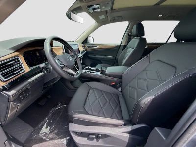 2026 Volkswagen Atlas — photo 16 view