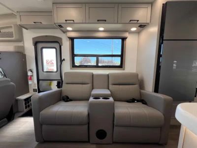 2027 Entegra ODYSSEY — photo 8 view