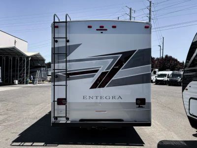 2027 Entegra ODYSSEY — photo 22 view