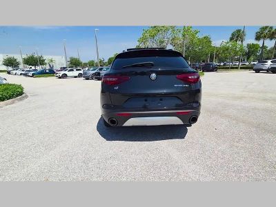 2019 Alfa Romeo Stelvio — photo 39 view