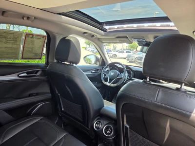 2019 Alfa Romeo Stelvio — photo 31 view