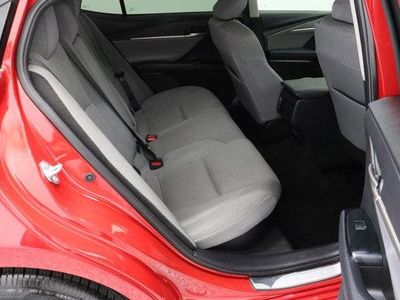 2025 Toyota Camry FWD - Photo 33