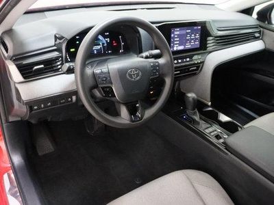 2025 Toyota Camry FWD - Photo 12