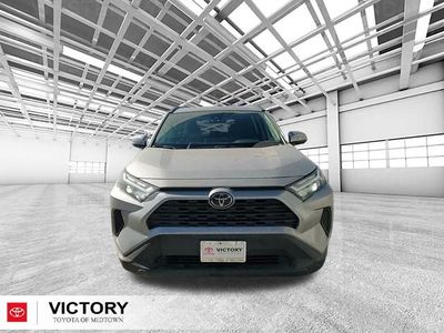 2025 Toyota RAV4 - Photo 8