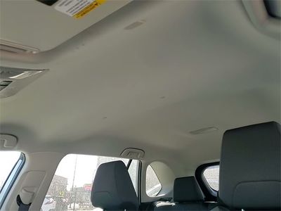 2025 Toyota RAV4 - Photo 20