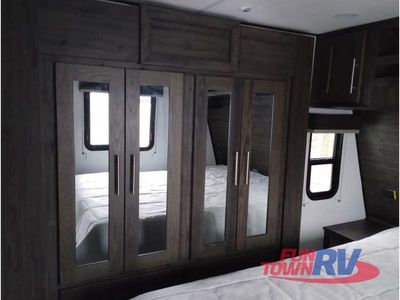 2025 Keystone RV Fuzion Impact Edition - Photo 44