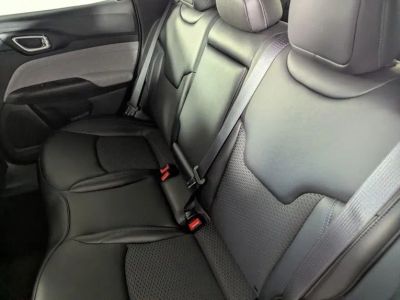 2026 Jeep Compass — photo 15 view