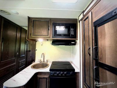 2019 Coachmen Freelander — photo 13 view